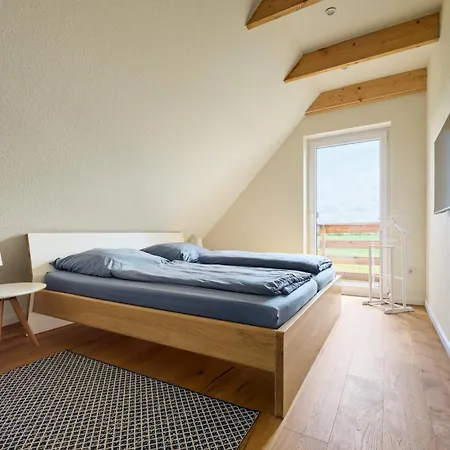 Hafenblick * Neßmersiel