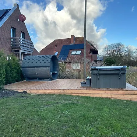 Hafenblick Neßmersiel